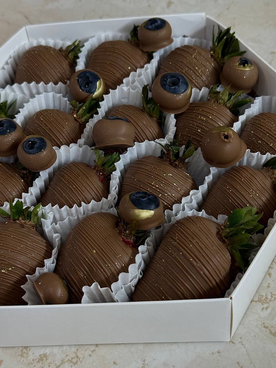 Кондитерская LABBERRY в Мариуполь заказать торт десерты торты пирожные онлайн